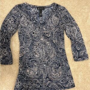 INC International Concepts Black & Gray Paisley V-neck 3/4 sleeve top